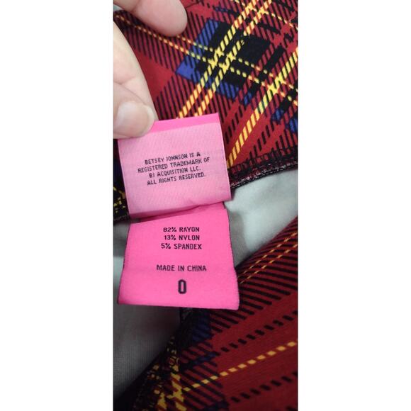 Torrid X Betsey Johnson Plaid Slip on Pants Size 0 - Picture 12 of 12